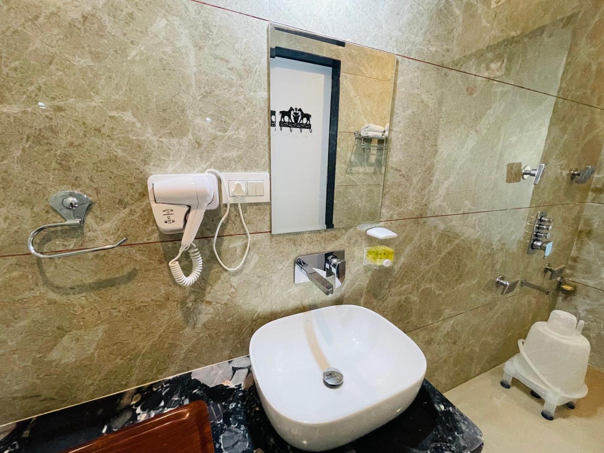 Dev Villa Resort Rajsamand Εξωτερικό φωτογραφία